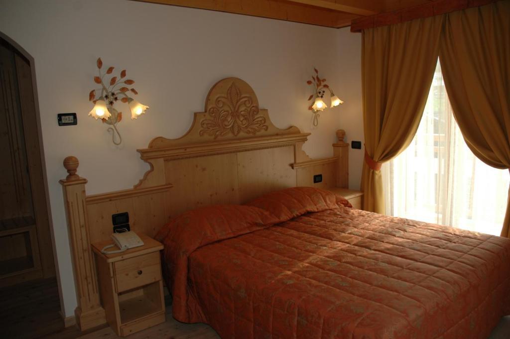 Residence Garni Il Giglio Commezzadura Pokój zdjęcie